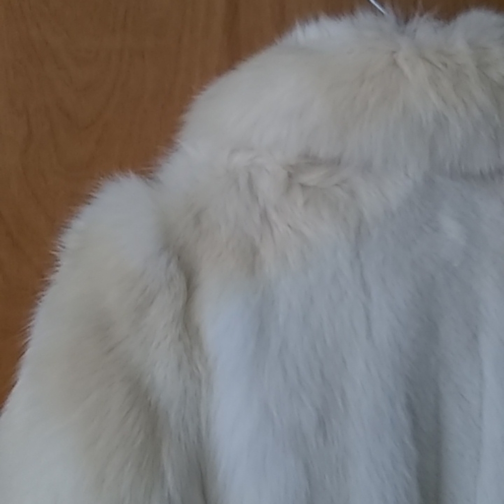 🆕white fox fur - Picture 8 of 11